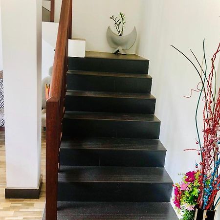 Siri'S Residency Apartment Habaraduwa Ngoại thất bức ảnh